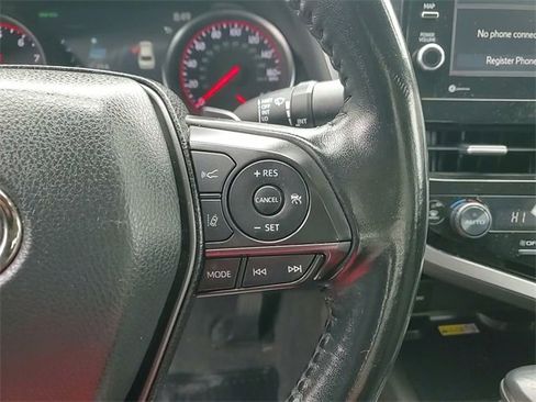 Used 2023 Toyota Camry XSE image 16