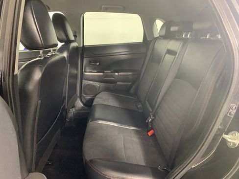 Used 2022 Mitsubishi Outlander Sport SE image 32