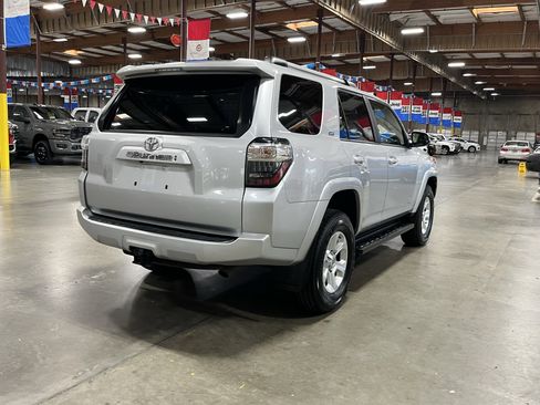 Used 2024 Toyota 4Runner SR5 Premium AWD/4WD image 5