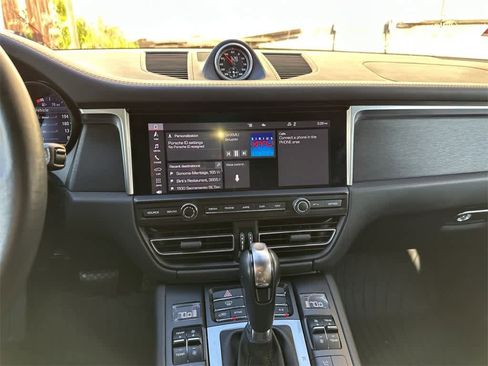 Used 2021 Porsche Macan GTS image 16