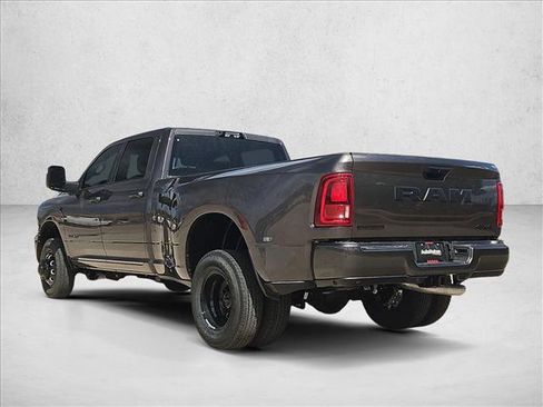 New 2026 RAM 3500 Big Horn AWD/4WD image 9