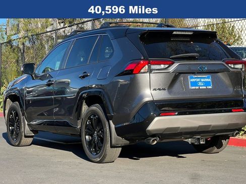 Used 2022 Toyota RAV4 XSE image 8