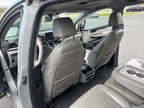 Used 2019 Honda Odyssey Elite image 11