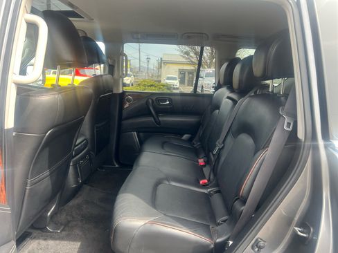 Used 2020 Nissan Armada SL w/ Premium Package image 10