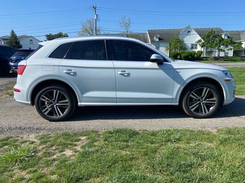 Used 2020 Audi Q5 e Premium Plus w/ Premium Plus Package AWD/4WD image 6