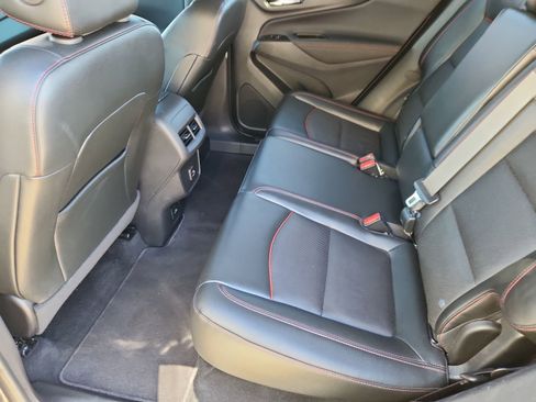 Used 2022 Chevrolet Equinox RS w/ RS Leather Package image 11