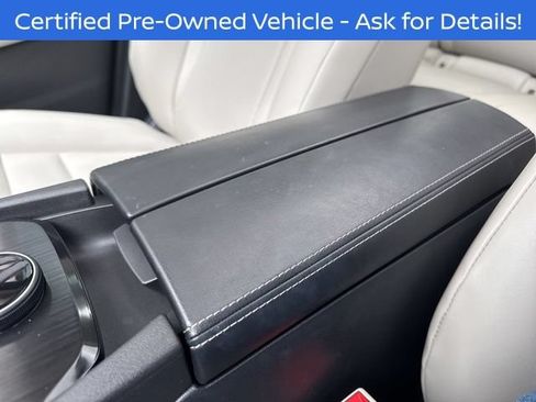 Used 2023 Nissan Rogue SV w/ SV Premium B Package AWD/4WD image 16
