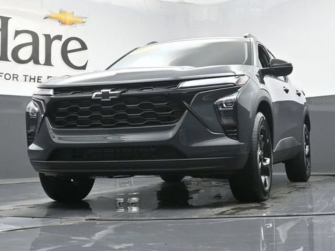 Used 2026 Chevrolet Trax LT w/ Driver Confidence Package FWD image 57