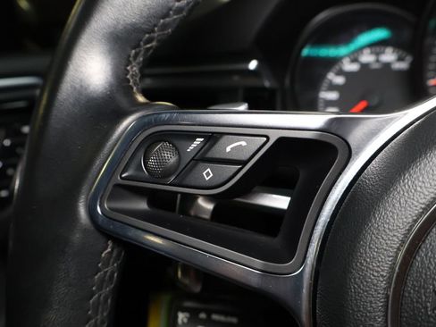 Used 2019 Porsche Macan AWD/4WD image 20
