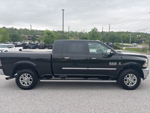 Used 2018 RAM 2500 Laramie w/ Snow Chief Group AWD/4WD image 2