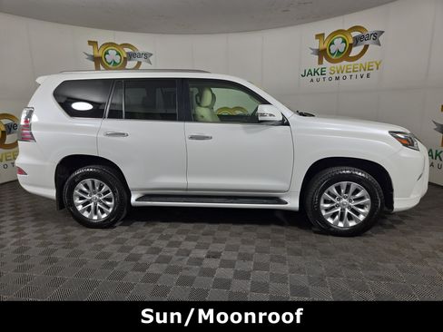 Used 2020 Lexus GX 460 Premium w/ Premium Package AWD/4WD image 10
