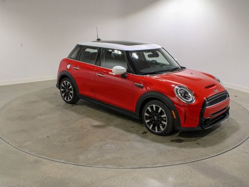 Used 2023 MINI Cooper S image 7
