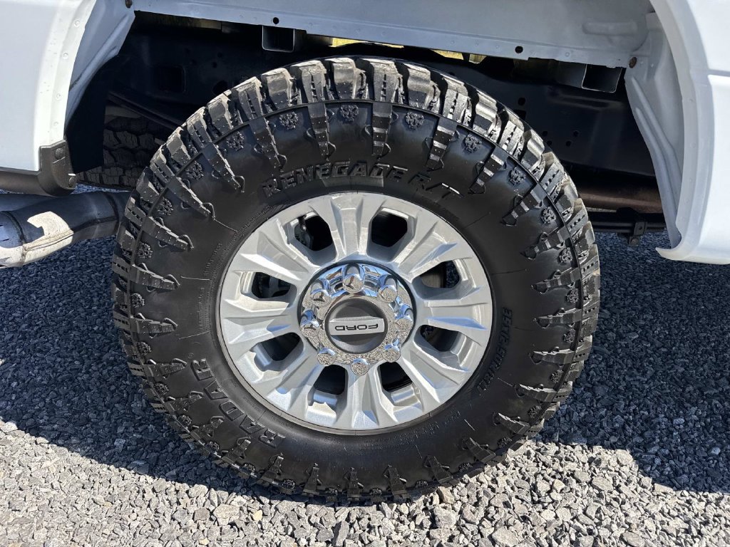 Used 2022 Ford F250 XLT w/ XLT Value Package AWD/4WD image 21