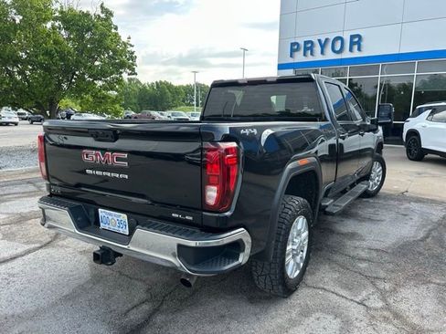 Used 2023 GMC Sierra 2500 SLE w/ SLE Value Package; image 2