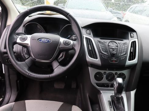 Used 2012 Ford Focus SE FWD image 8