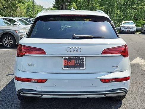Used 2024 Audi Q5 2.0T Premium w/ Convenience Package AWD/4WD image 11