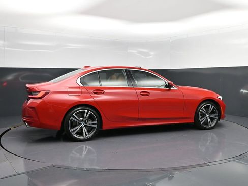 Certified 2024 BMW 330i Sedan image 8