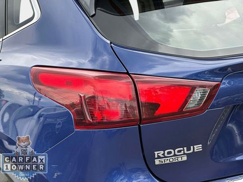 Used 2019 Nissan Rogue Sport SV w/ Technology Package AWD/4WD image 14