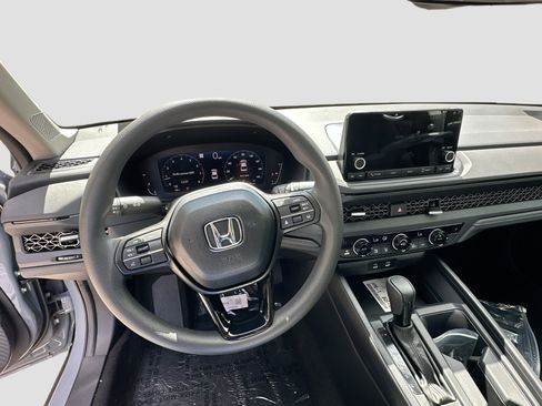 New 2025 Honda Accord SE image 8