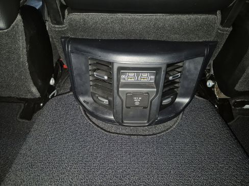 Used 2024 RAM 2500 Laramie AWD/4WD image 21