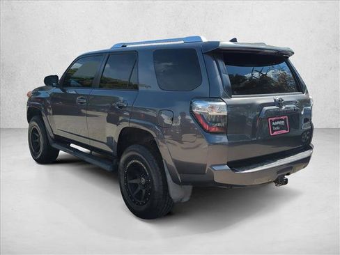 Used 2018 Toyota 4Runner SR5 RWD image 7