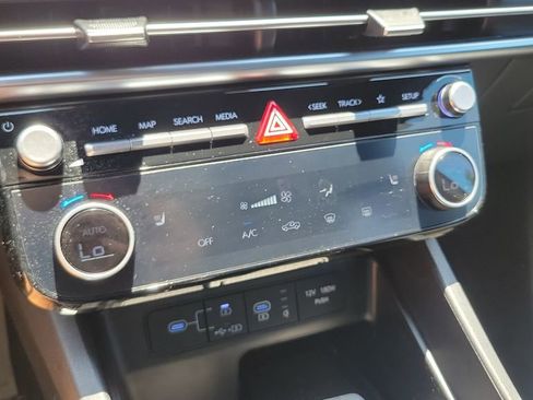 Certified 2025 Hyundai Santa Cruz XRT AWD/4WD image 18