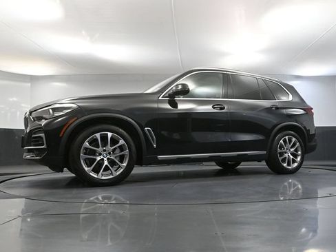 Used 2022 BMW X5 xDrive40i AWD/4WD image 59