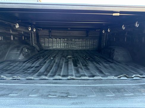 Used 2022 Chevrolet Silverado 3500 LT w/ Convenience Package AWD/4WD image 11