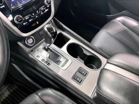 Used 2024 Nissan Murano SL image 18