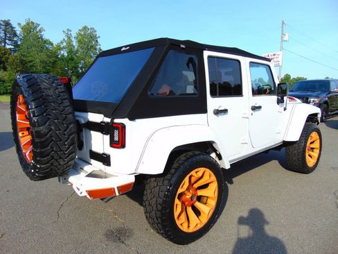 Used 2016 Jeep Wrangler Unlimited Sport w/ Connectivity Group AWD/4WD image 64