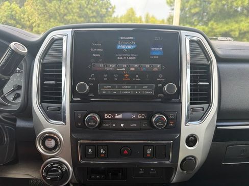 Used 2021 Nissan Titan SV w/ SV Convenience Package AWD/4WD image 33
