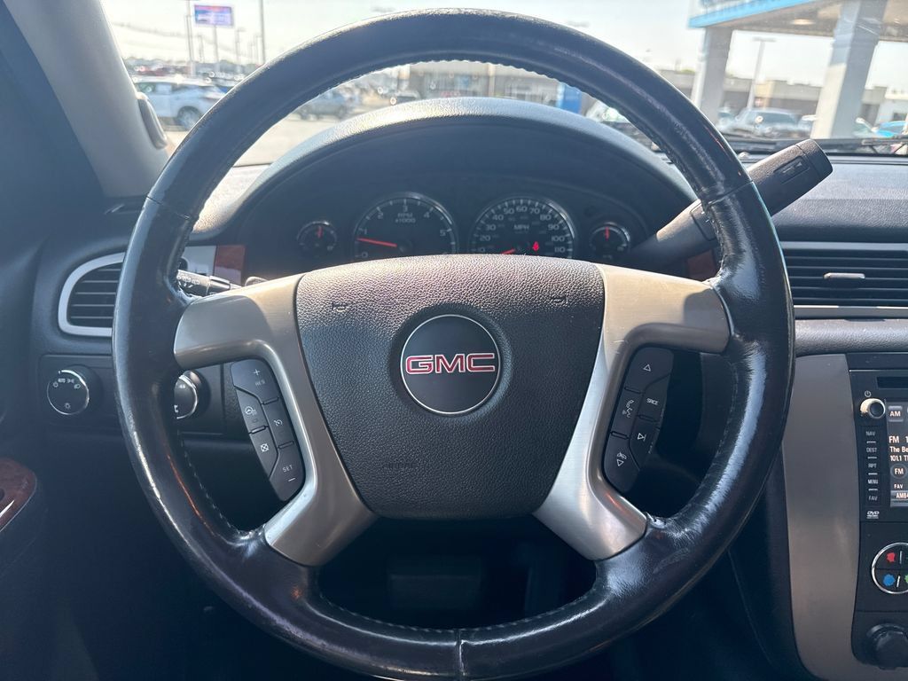 Used 2012 GMC Yukon XL SLT AWD/4WD image 18
