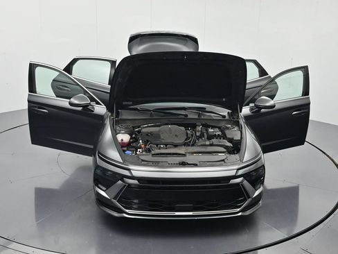 Used 2025 Hyundai Sonata SEL AWD/4WD image 44