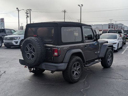 Used 2019 Jeep Wrangler Sport image 5
