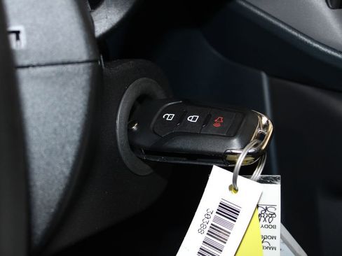 New 2025 Ford Maverick XL w/ Equipment Group 101A image 37