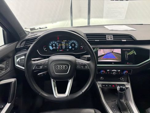 Used 2024 Audi Q3 2.0T Premium AWD/4WD image 25