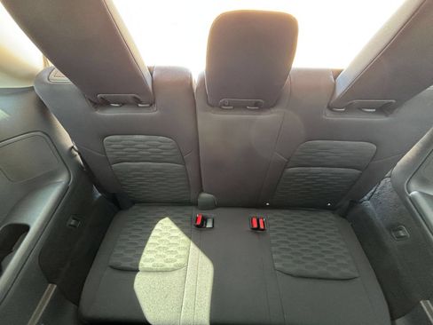 Used 2025 Nissan Pathfinder SV FWD image 26