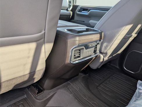 New 2026 GMC Sierra 1500 SLT w/ SLT Premium Plus Package AWD/4WD image 18