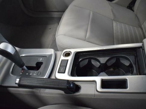 Used 2010 Volvo S40 2.4i FWD image 26