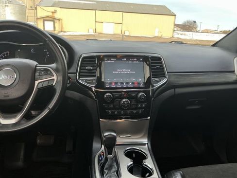 Used 2021 Jeep Grand Cherokee Laredo X image 29