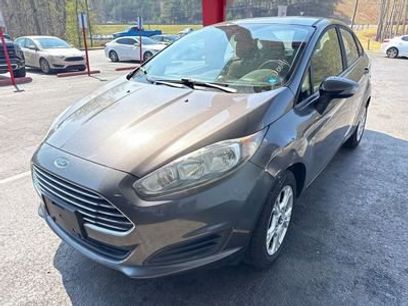 Used 2015 Ford Fiesta SE
