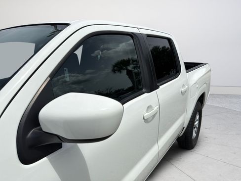 Certified 2024 Nissan Frontier SV RWD image 35