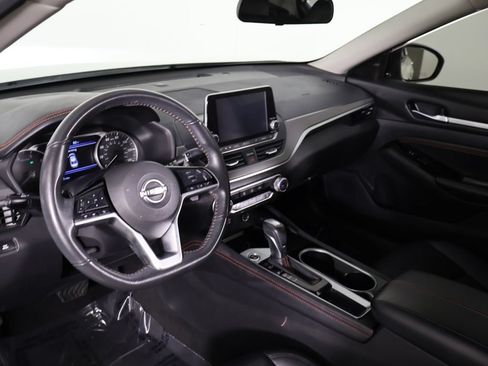 Used 2023 Nissan Altima 2.5 SR FWD image 23