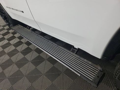 New 2026 Jeep Grand Wagoneer Limited image 19