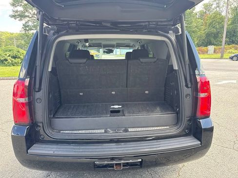 Used 2019 Chevrolet Tahoe LT w/ Luxury Package AWD/4WD image 10