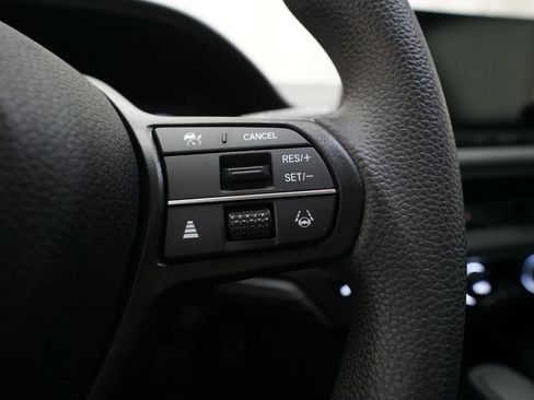 Certified 2023 Honda Accord EX image 18