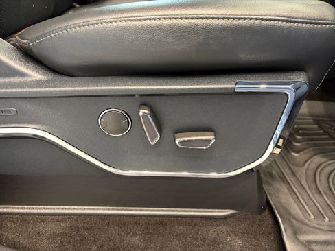 Used 2021 Ford F150 Lariat AWD/4WD image 27