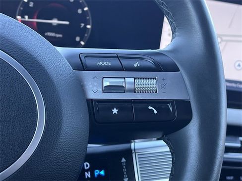 Certified 2025 Hyundai Tucson Limited image 22