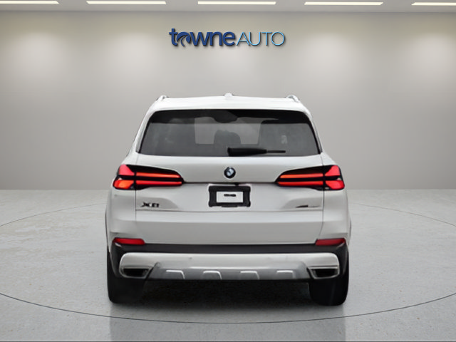 Used 2024 BMW X5 xDrive40i w/ Premium Package AWD/4WD image 5