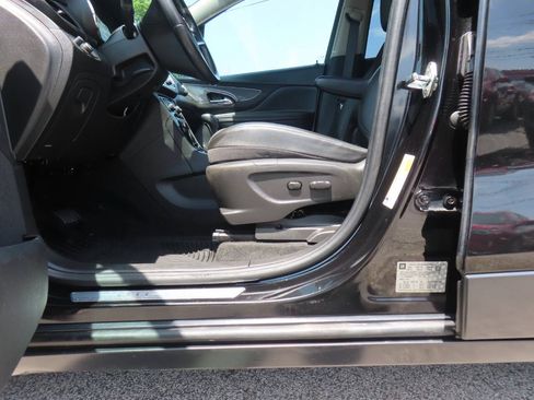 Used 2019 Buick Encore Preferred AWD/4WD image 12